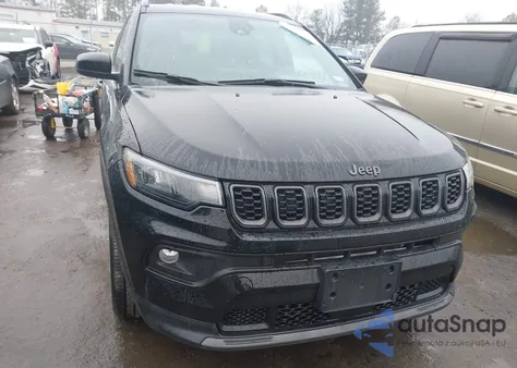 2025 Jeep Compass Latitude 4X4 from USA, damaged, VIN 3C4NJDBN0ST605953